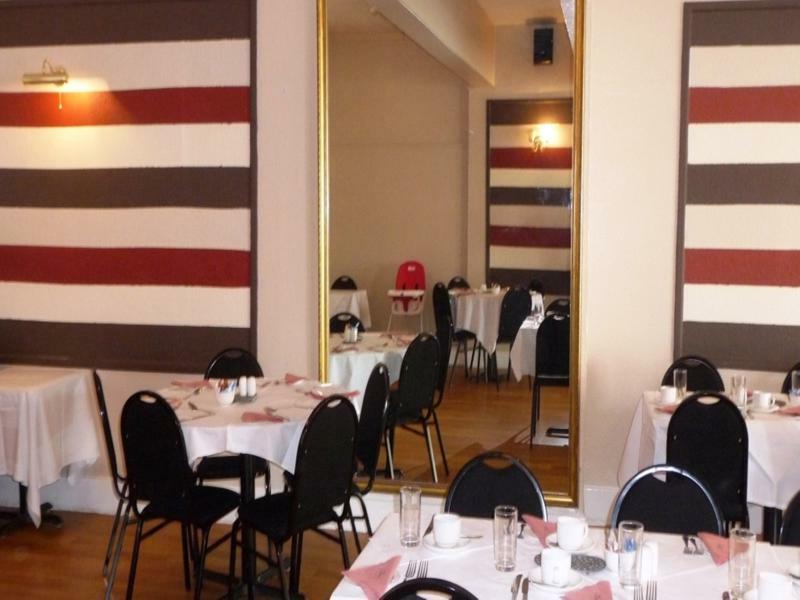Esplanade Hotel Клактън он Сий Екстериор снимка